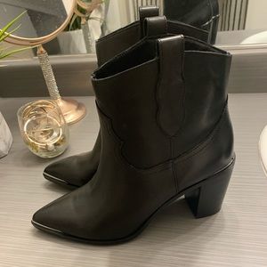 Steve Madden Heeled Booties